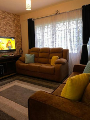 Perfect Palm-Moi Flats suite